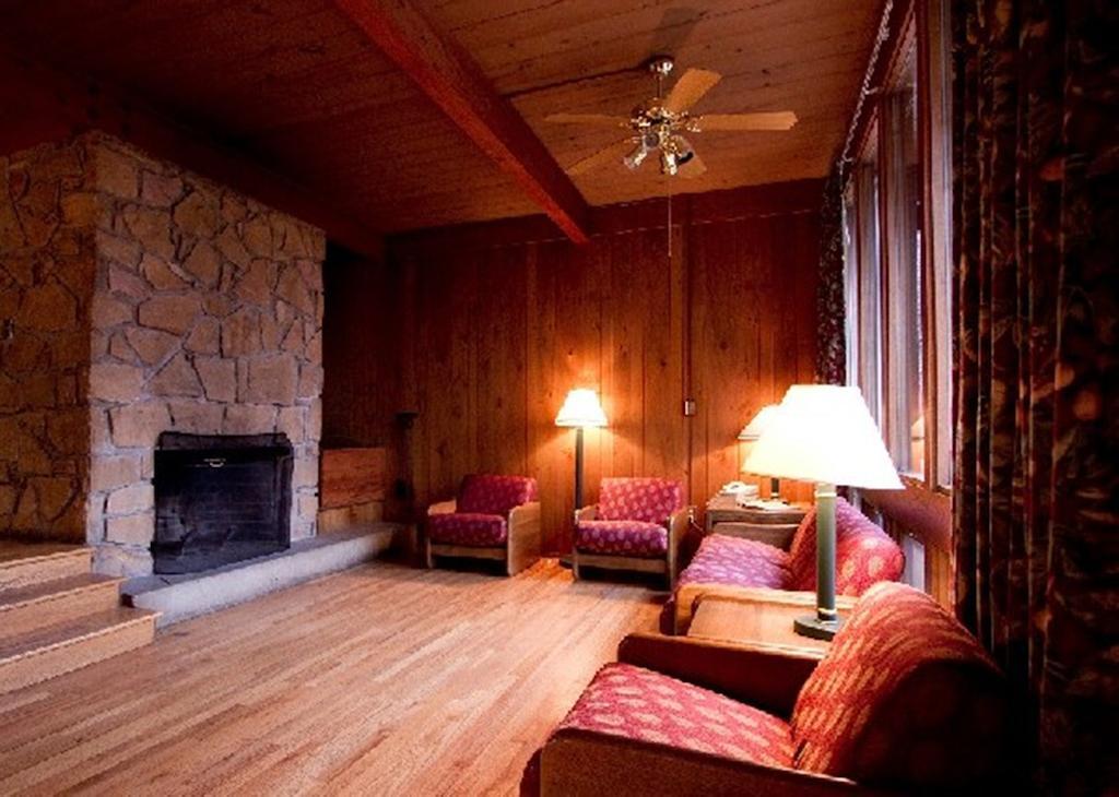 Pipestem Resort State Park Habitación foto